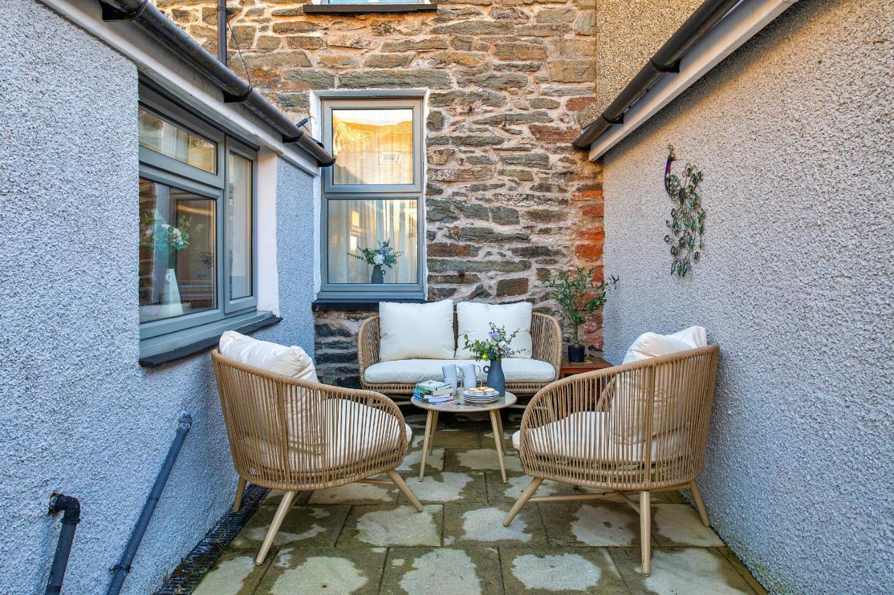 באלנאו פסטיניוג Finest Retreats - Bwthyn Llechi, Slate Cottage מראה חיצוני תמונה